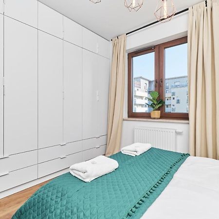 Nowa Teczowa Apartments Promenada Staromiejska By Noclegi Renters Βρότσλαβ Εξωτερικό φωτογραφία