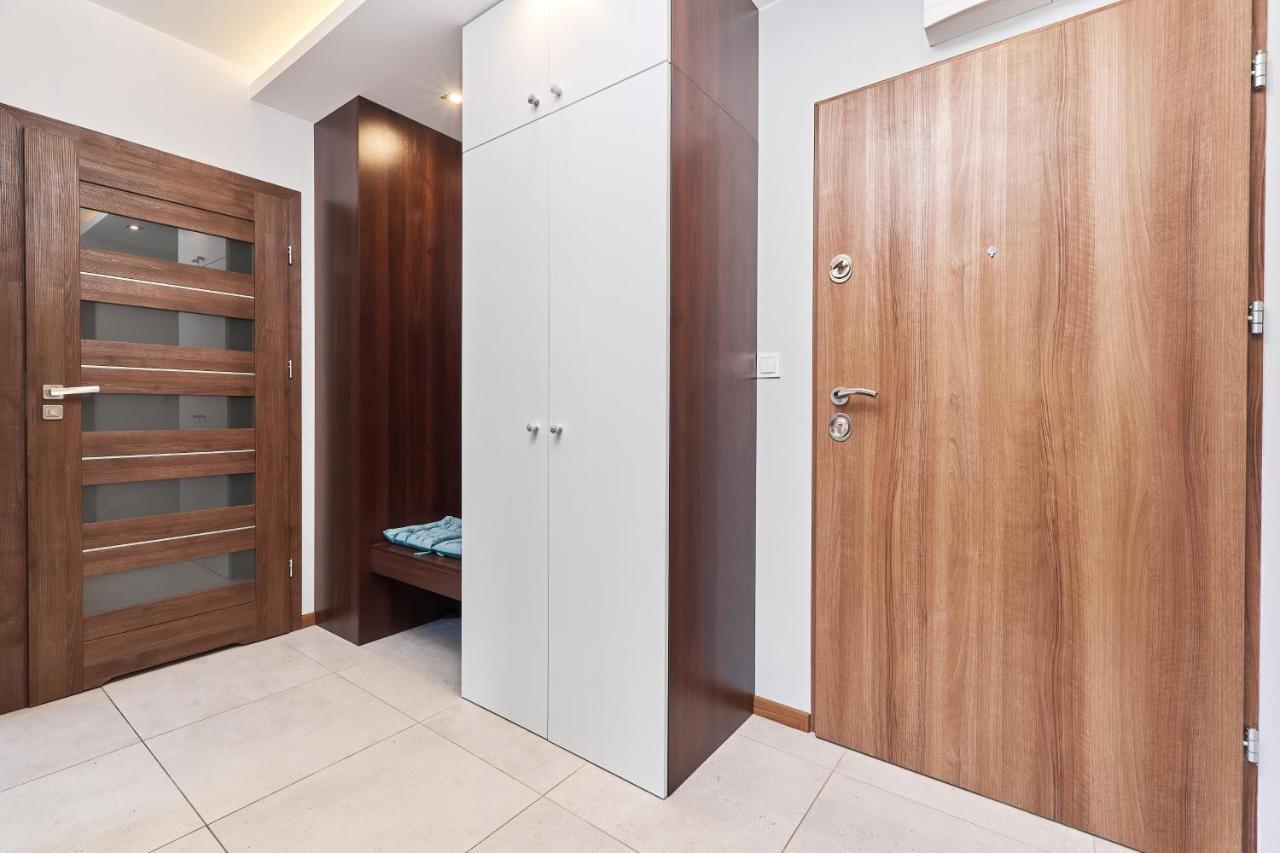 Nowa Teczowa Apartments Promenada Staromiejska By Noclegi Renters Βρότσλαβ Εξωτερικό φωτογραφία